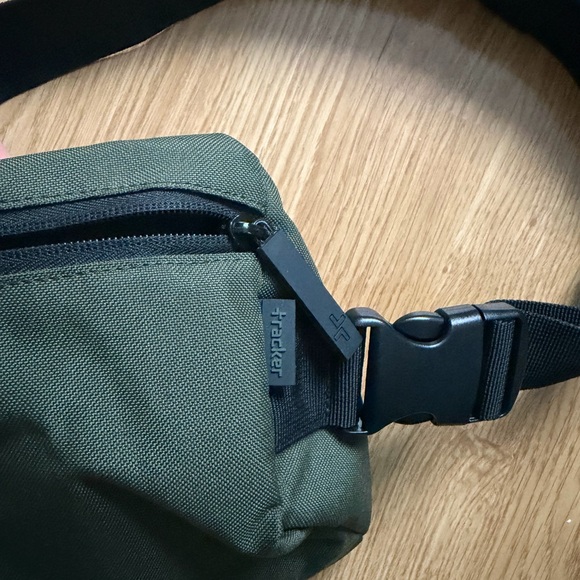 Green Men's Belt Bag - Picture 2 of 4
